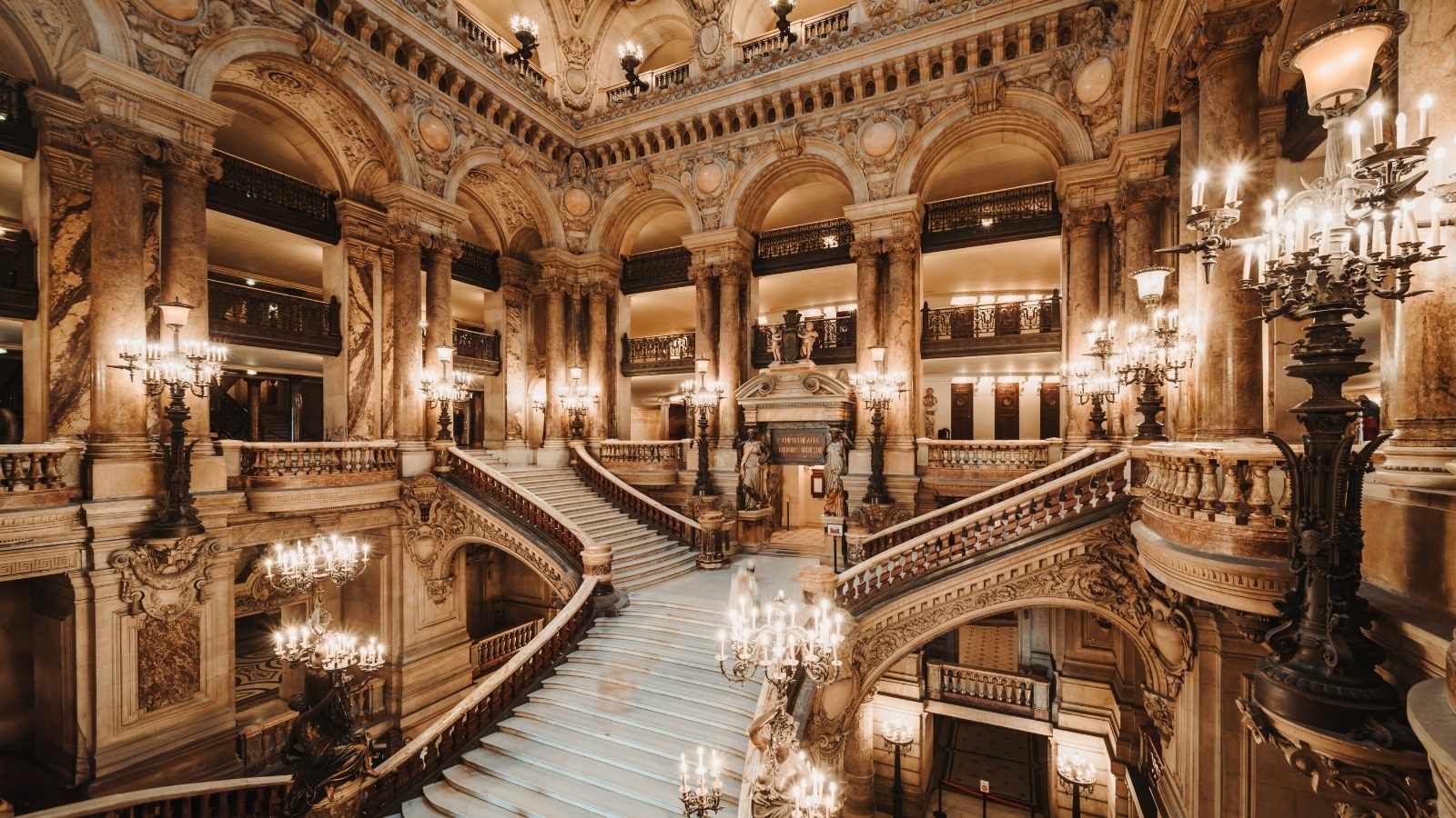 THE ARCHITECTURE OF RESONANCE: HOW COGNITIVE DIGITAL TWINS AND BESPOKE ERP ORCHESTRATE THE MEGA-OPERA HOUSE